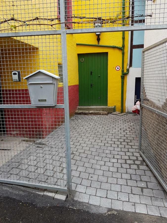Haus Am Bachgasse - Haus Von 1777 Mit Sauna Zell an der Mosel Exterior foto